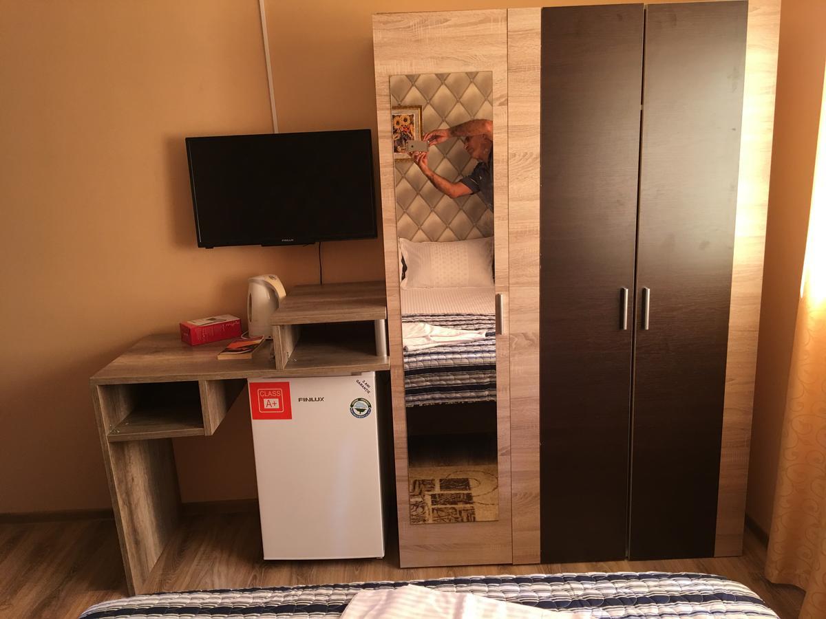 Hostel Denisa Buzău Extérieur photo